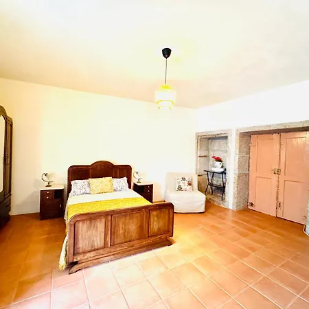 Casa Dos Capitães Mores - Flor 3*