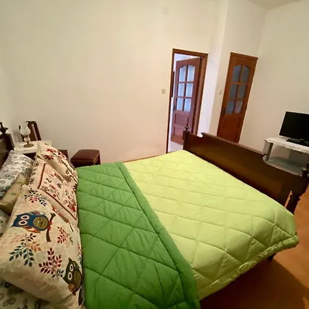 Alojamento de Acomodação e Pequeno-almoço Casa Dos Capitães Mores - Flor 3*