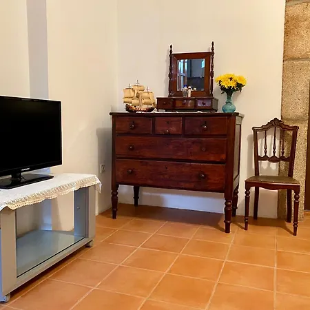 Casa Dos Capitães Mores - Flor Alojamento de Acomodação e Pequeno-almoço 3*