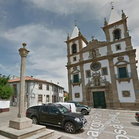 Alojamento de Acomodação e Pequeno-almoço Casa Dos Capitães Mores - Flor