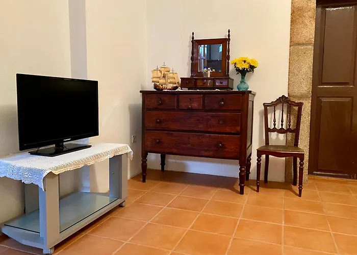 Casa Dos Capitães Mores - Flor Alojamento de Acomodação e Pequeno-almoço 3*