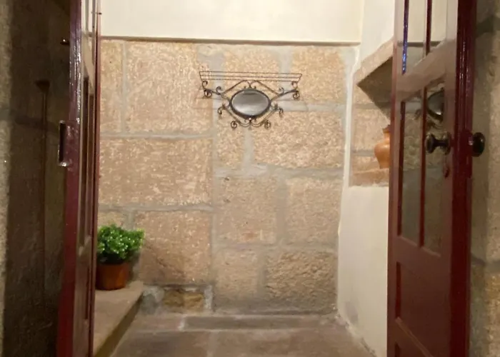 Casa Dos Capitães Mores - Flor 3*