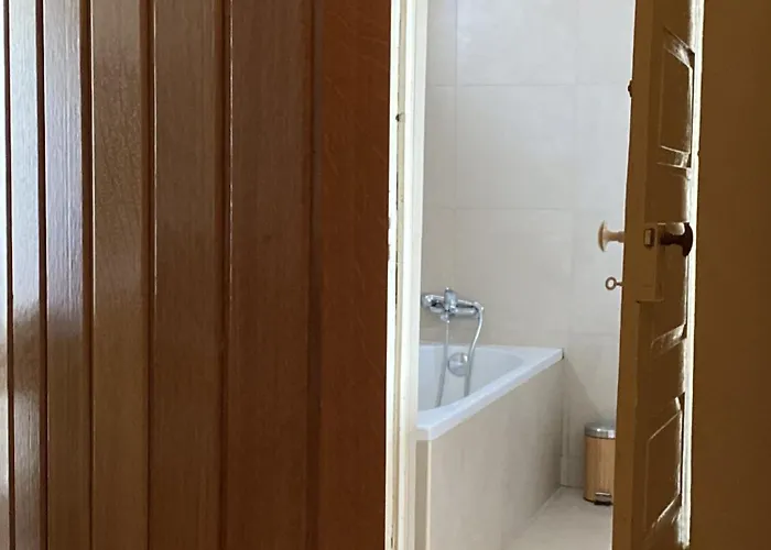 Alojamento de Acomodação e Pequeno-almoço Casa Dos Capitães Mores - Flor